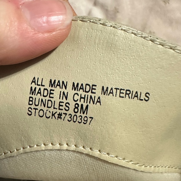 Shoe dept. Dolce by Mojo Moxy Cream faux leather bling strap heeled boots size 8 - Picture 9 of 9